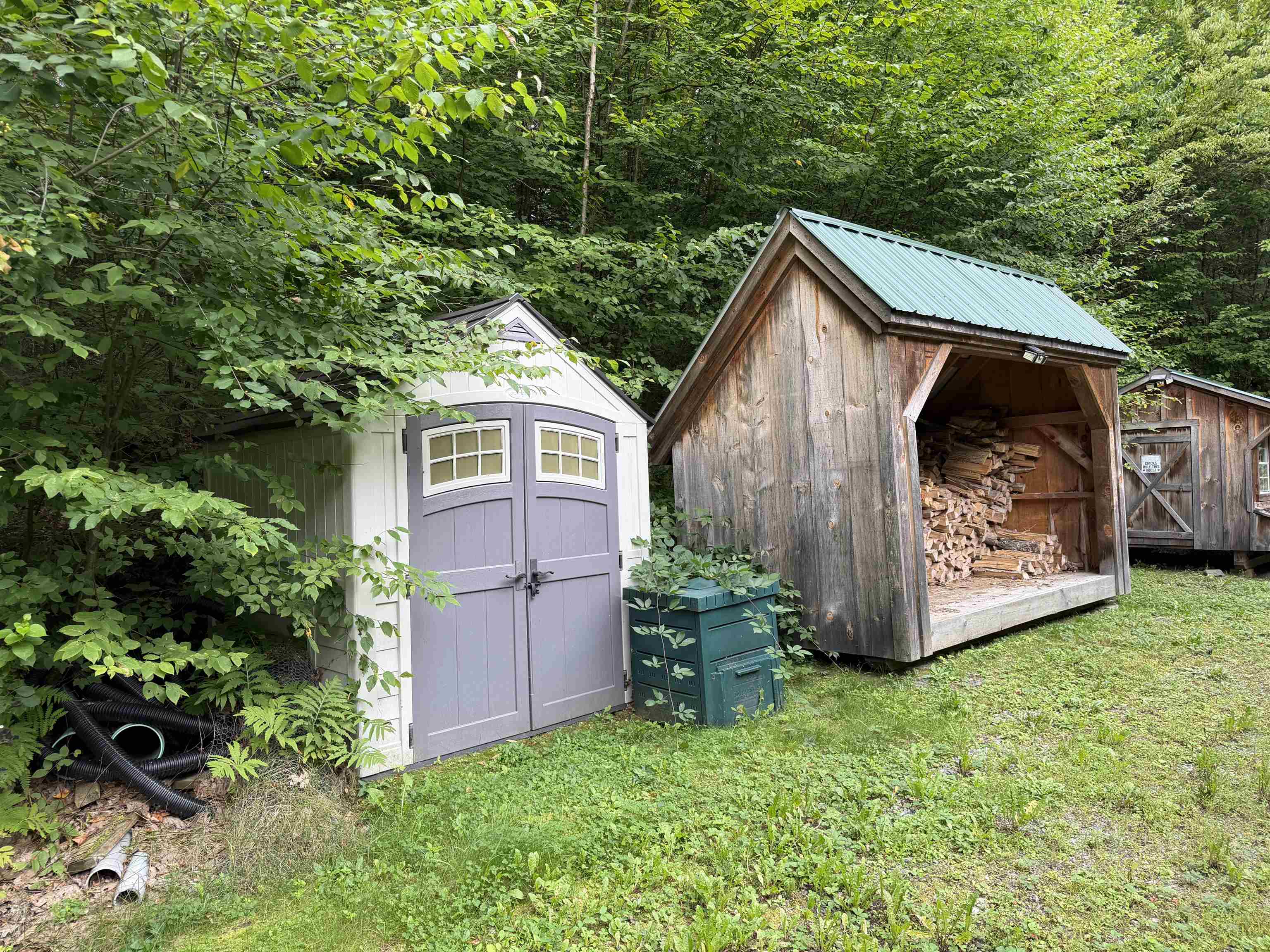 215 Gilbert Road photo 26