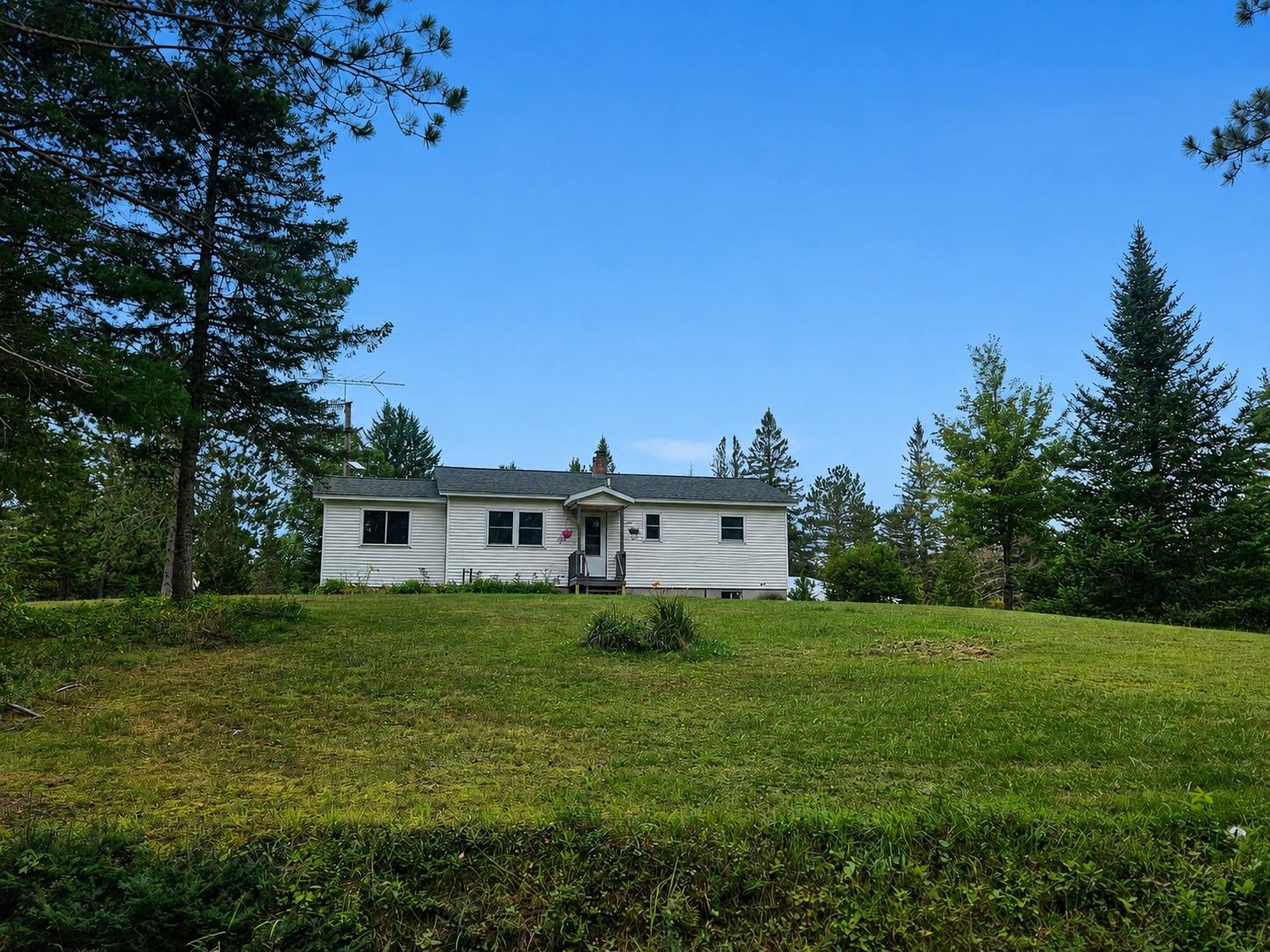 3790 Head of the Pond Road photo 35