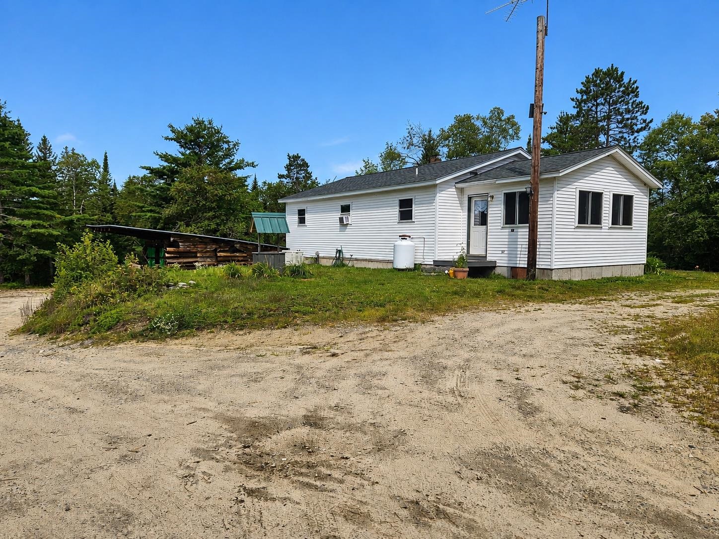 3790 Head of the Pond Road photo 36