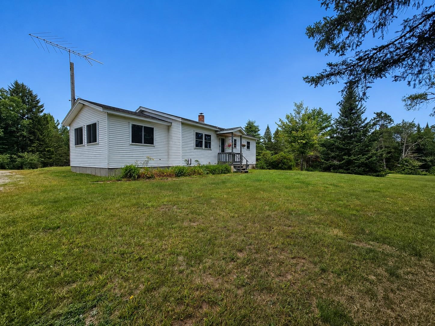 3790 Head of the Pond Road photo 37