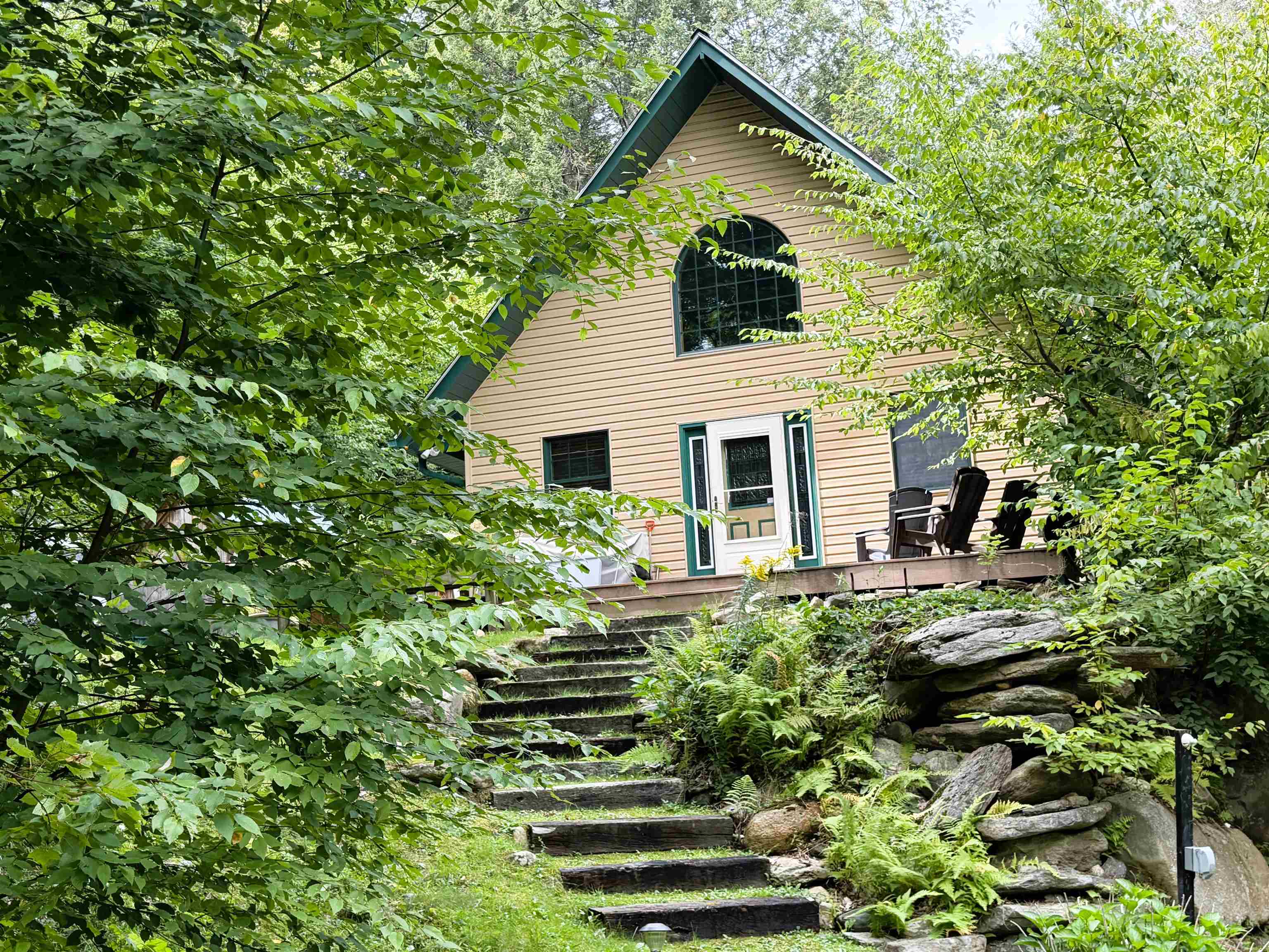 215 Gilbert Road photo 5