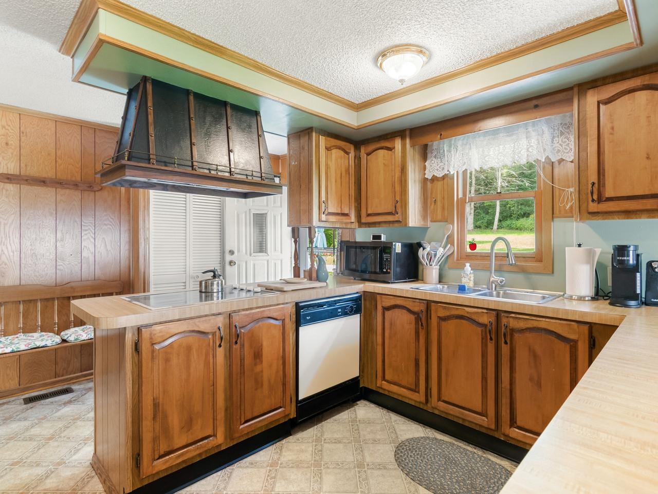 157 Williston Woods Road photo 7
