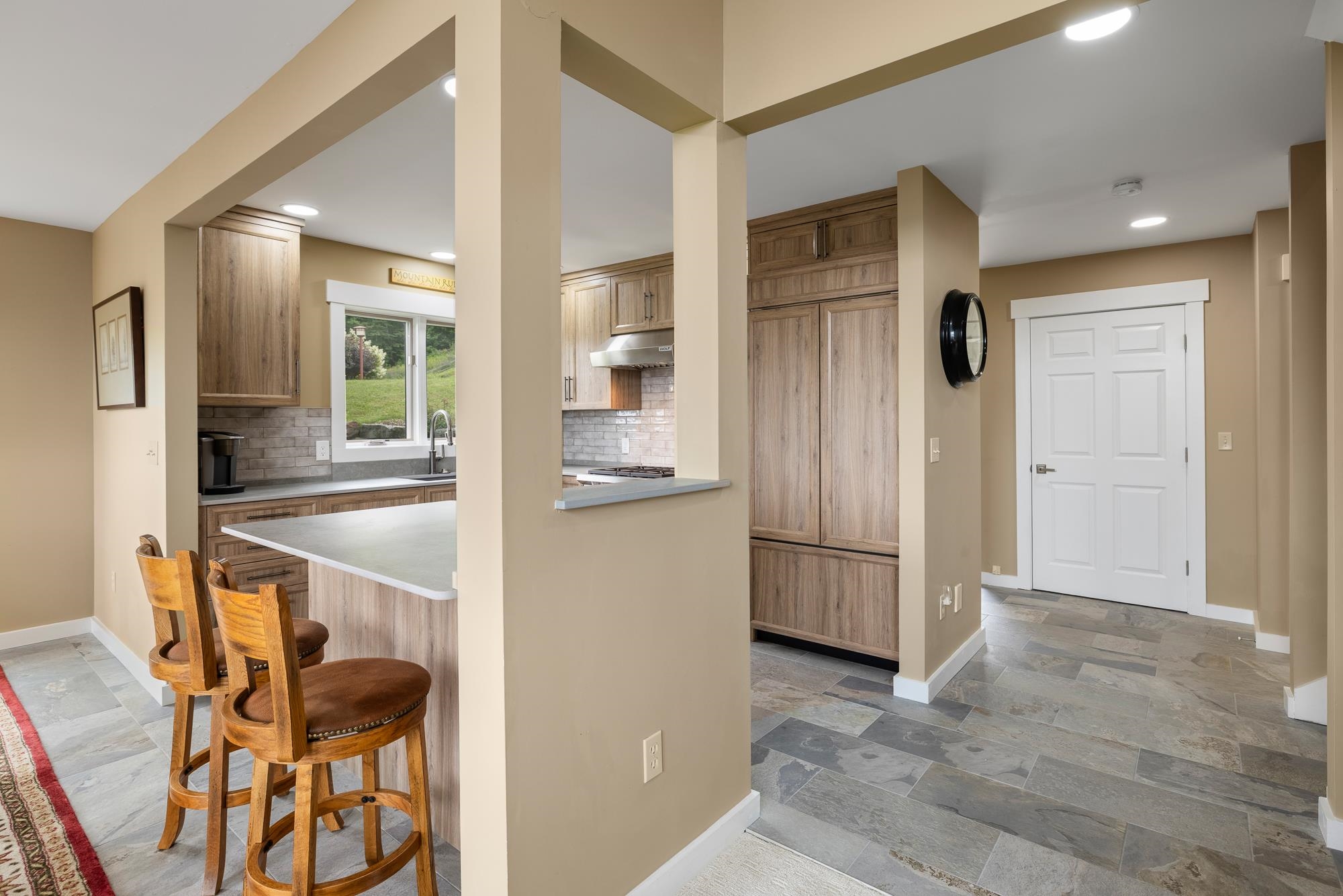 31 Tacoma Way photo 12