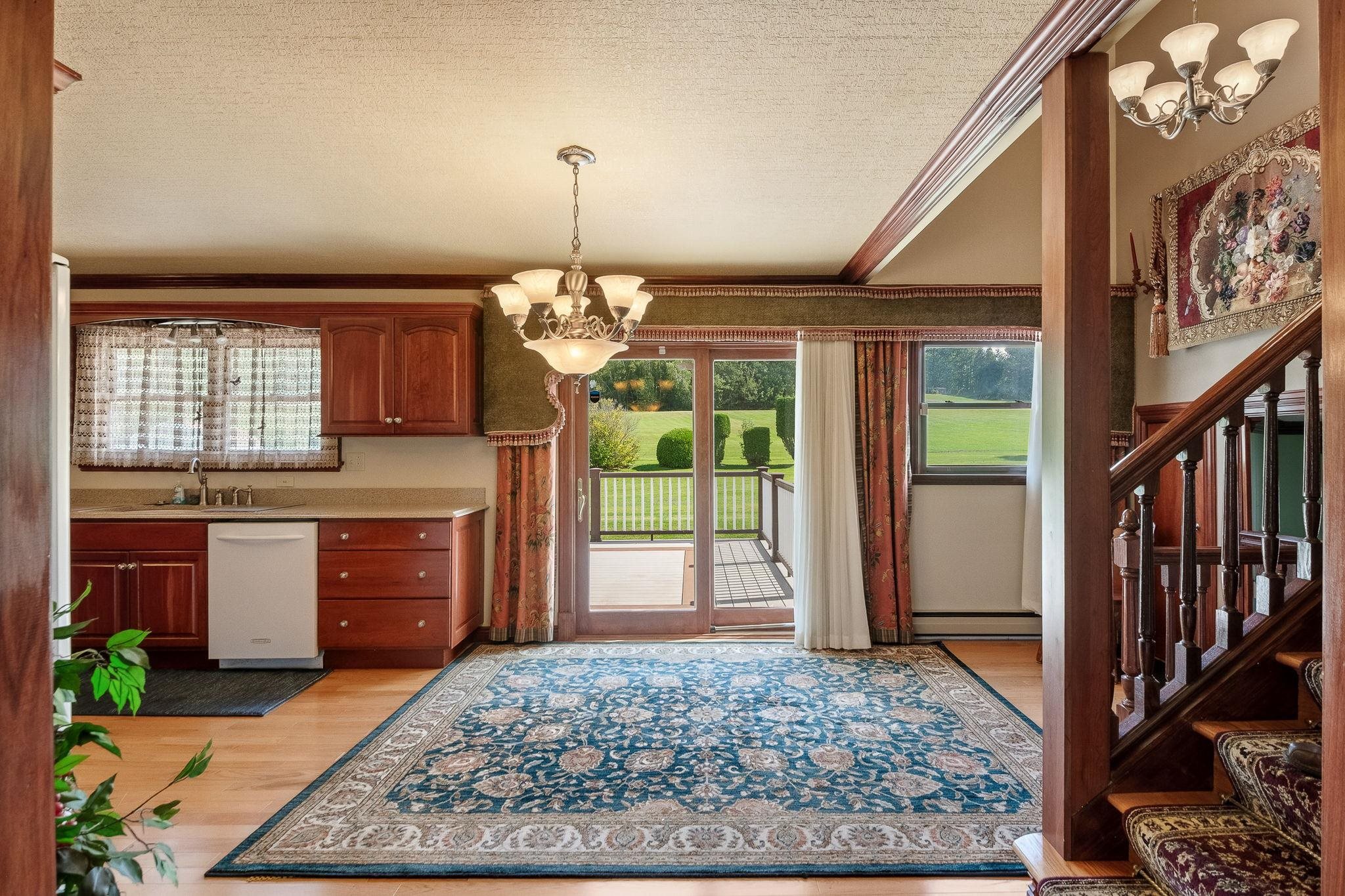 210 McLeod Road photo 15