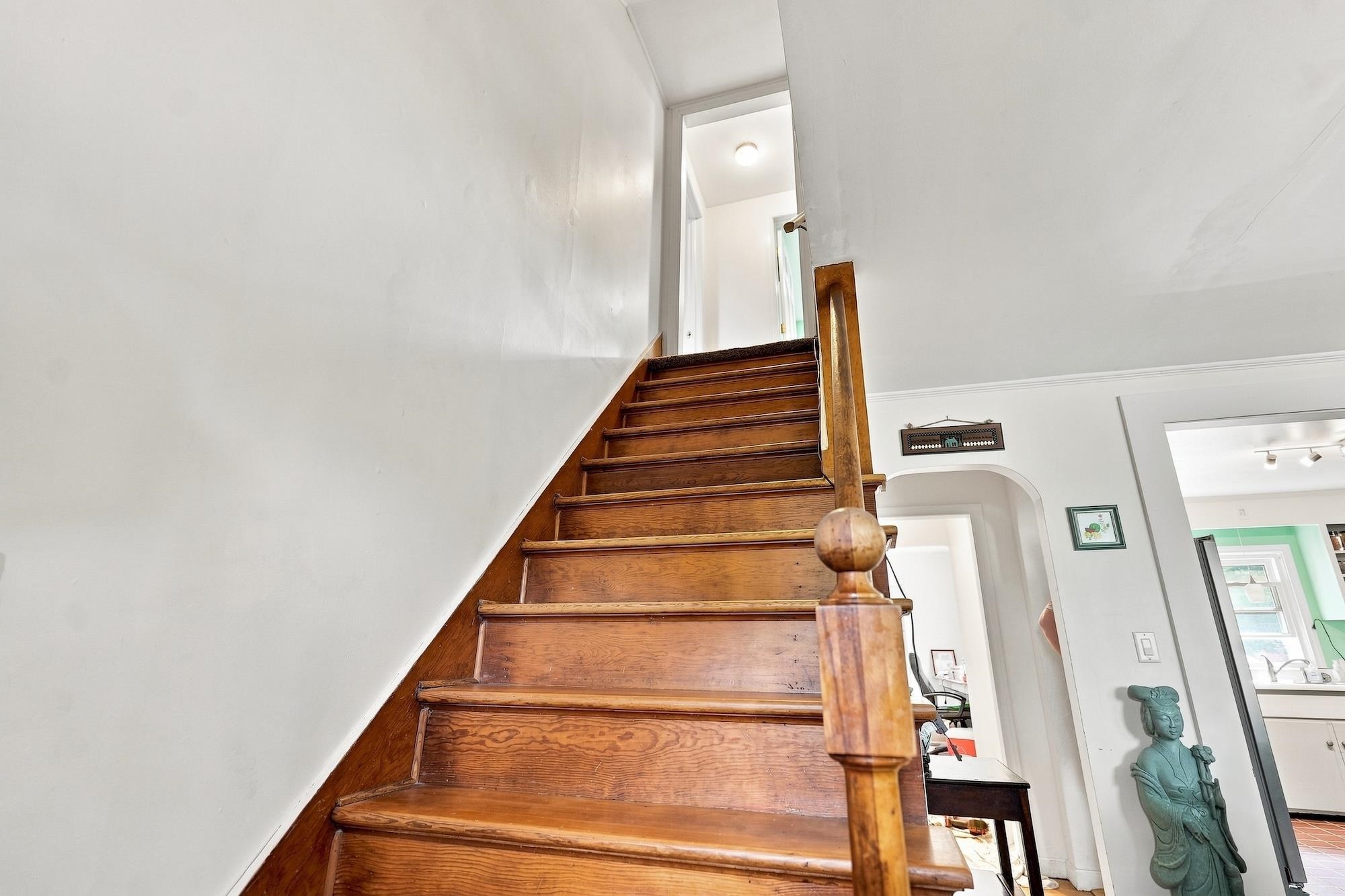 47 McIntosh Avenue photo 18