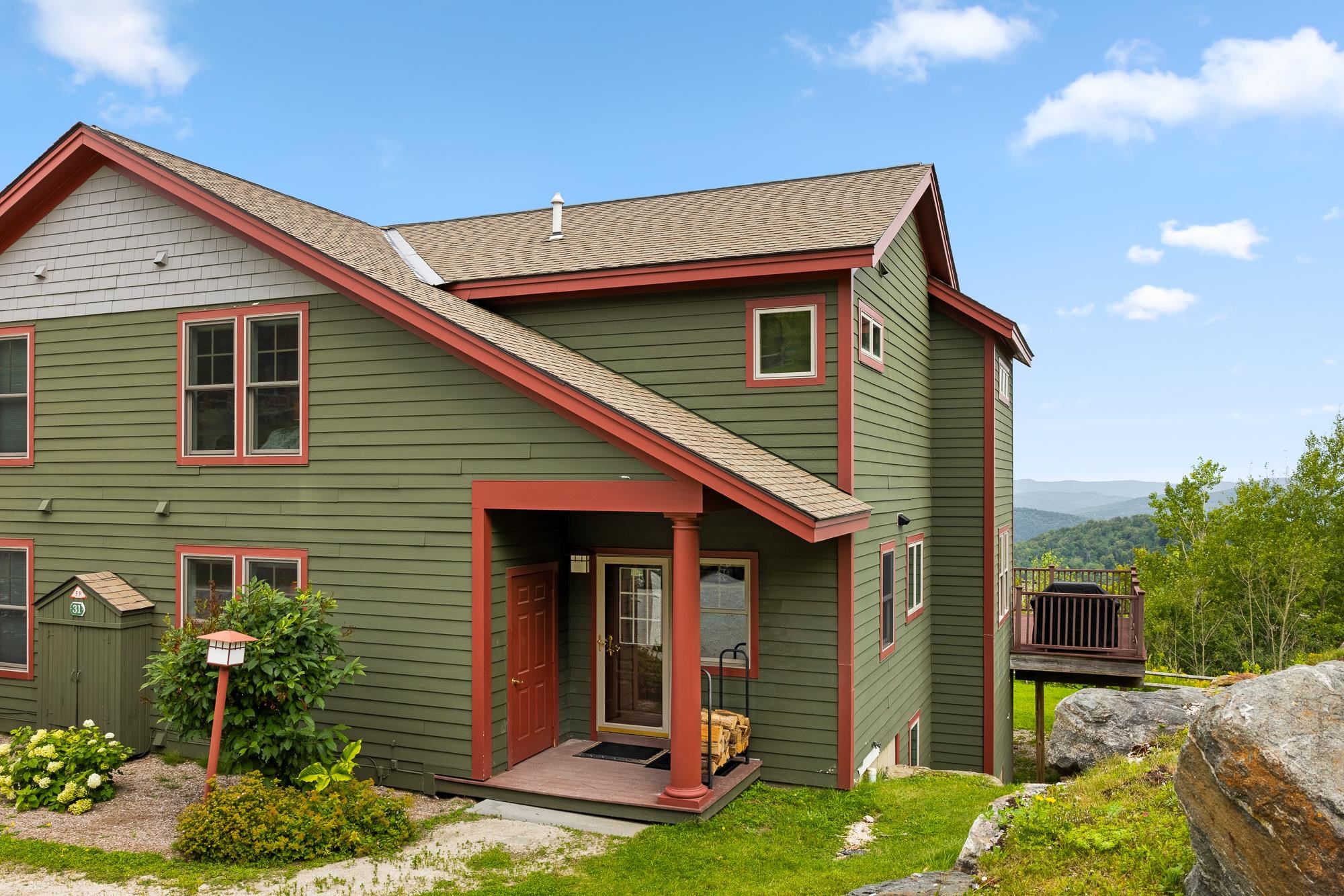 31 Tacoma Way photo 5