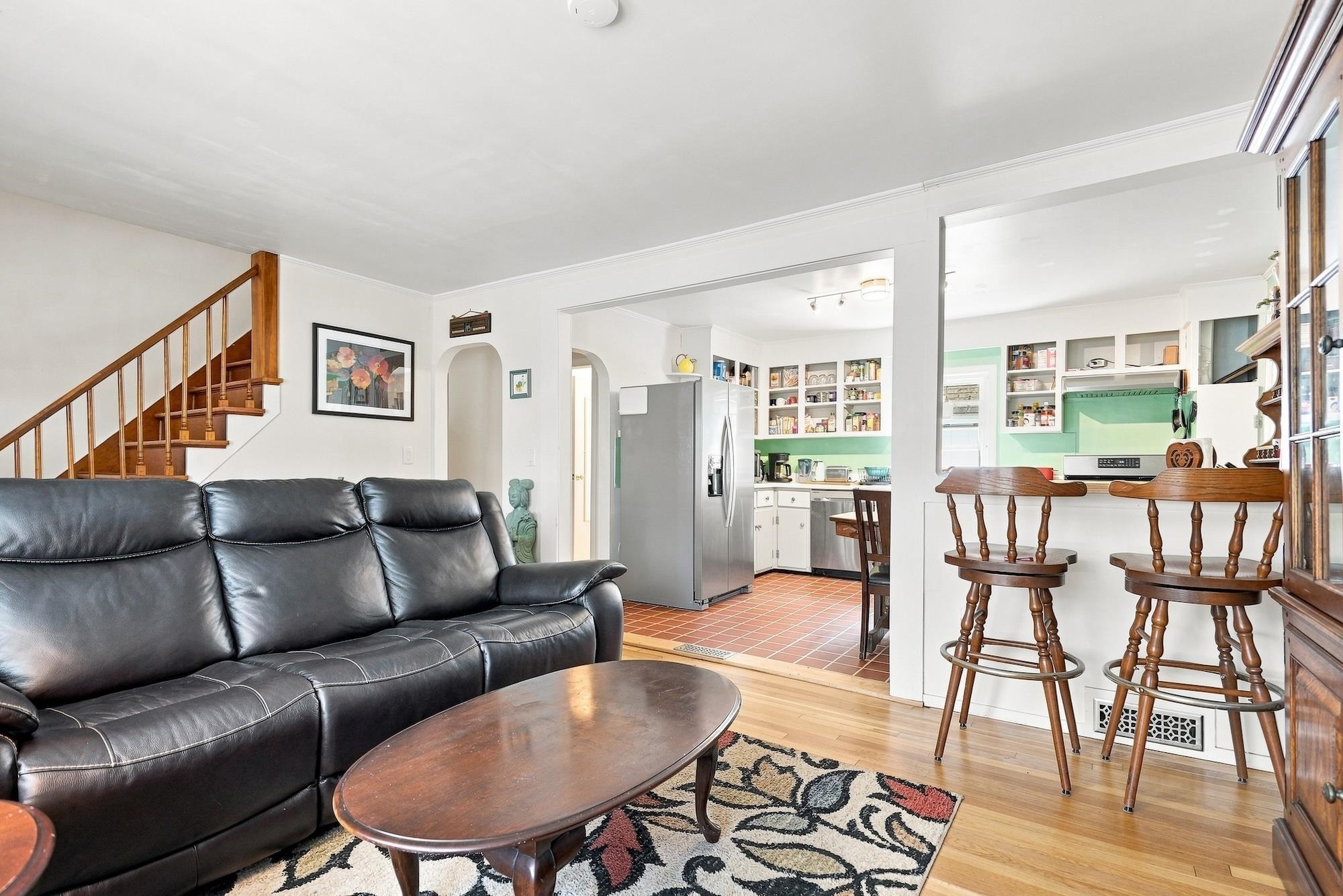 47 McIntosh Avenue photo 7