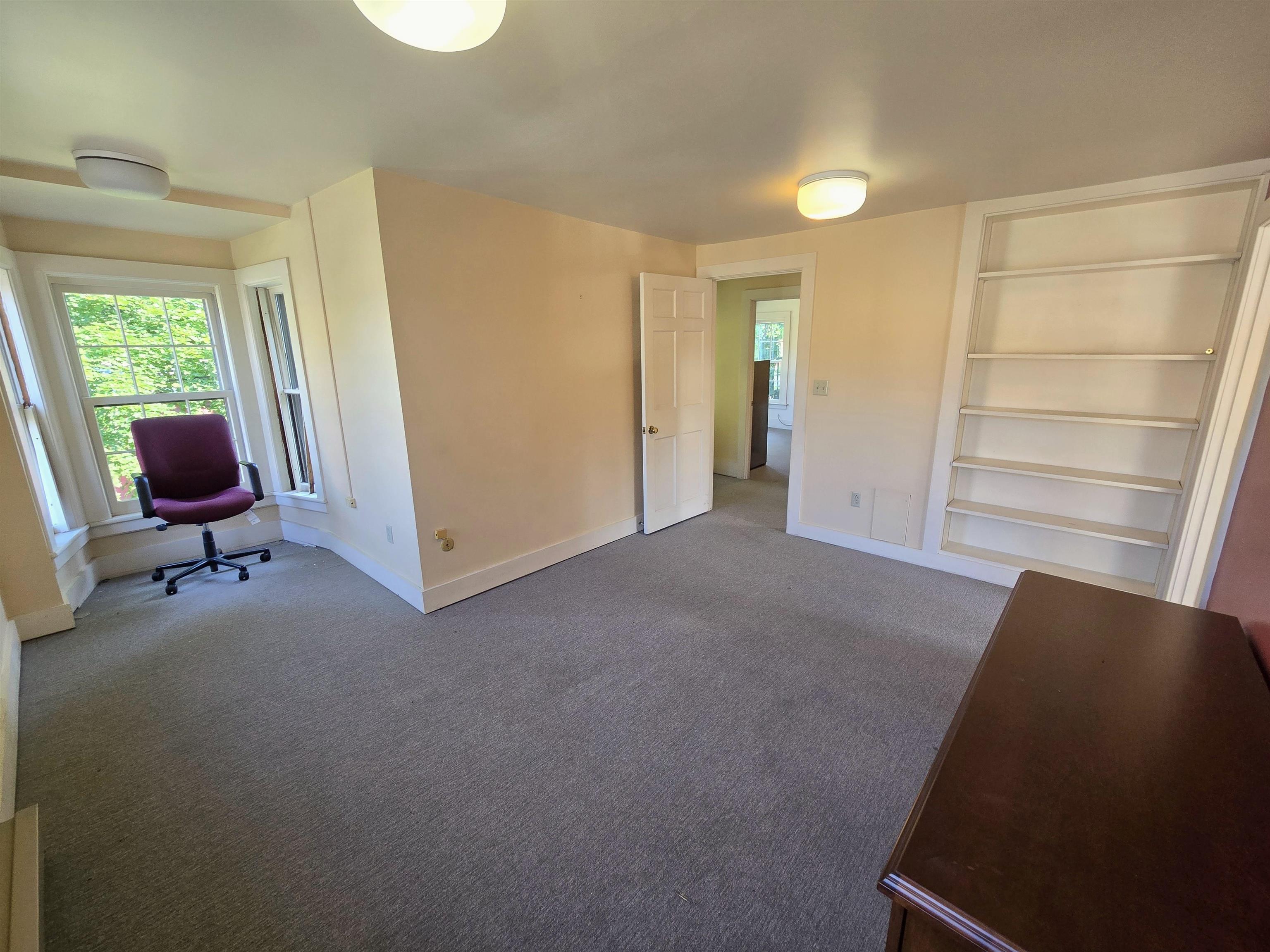 54 Linden Street photo 12