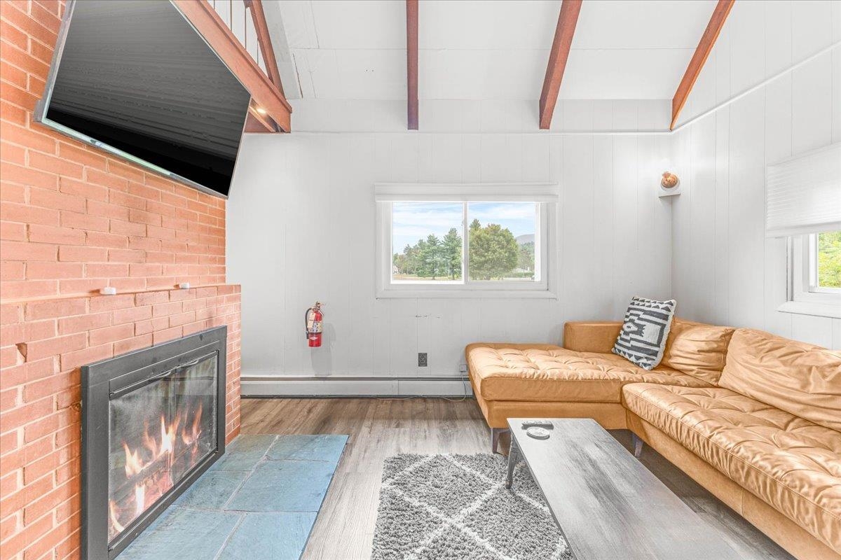 26 Strom Farm Lane photo 14