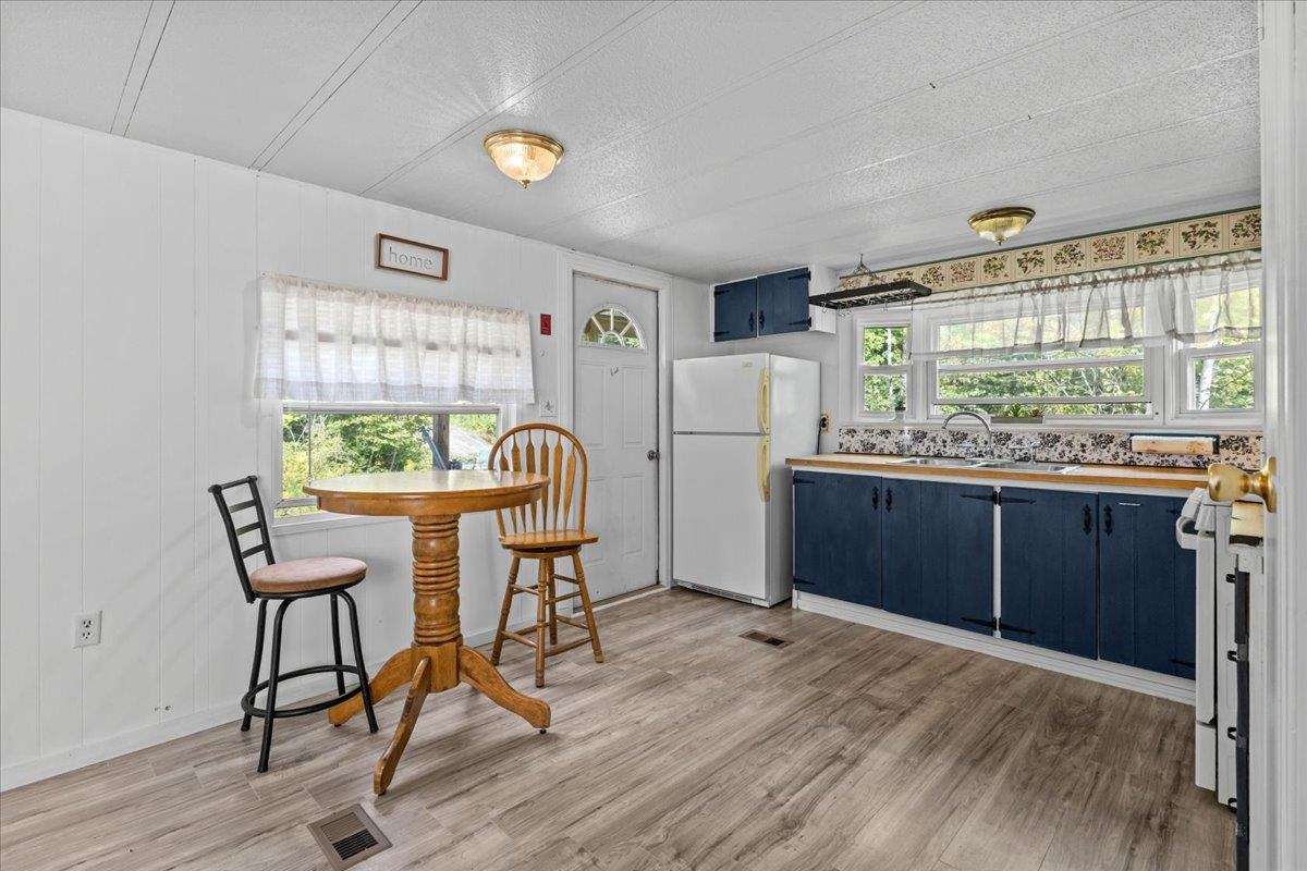 2083 West Hill Road photo 18