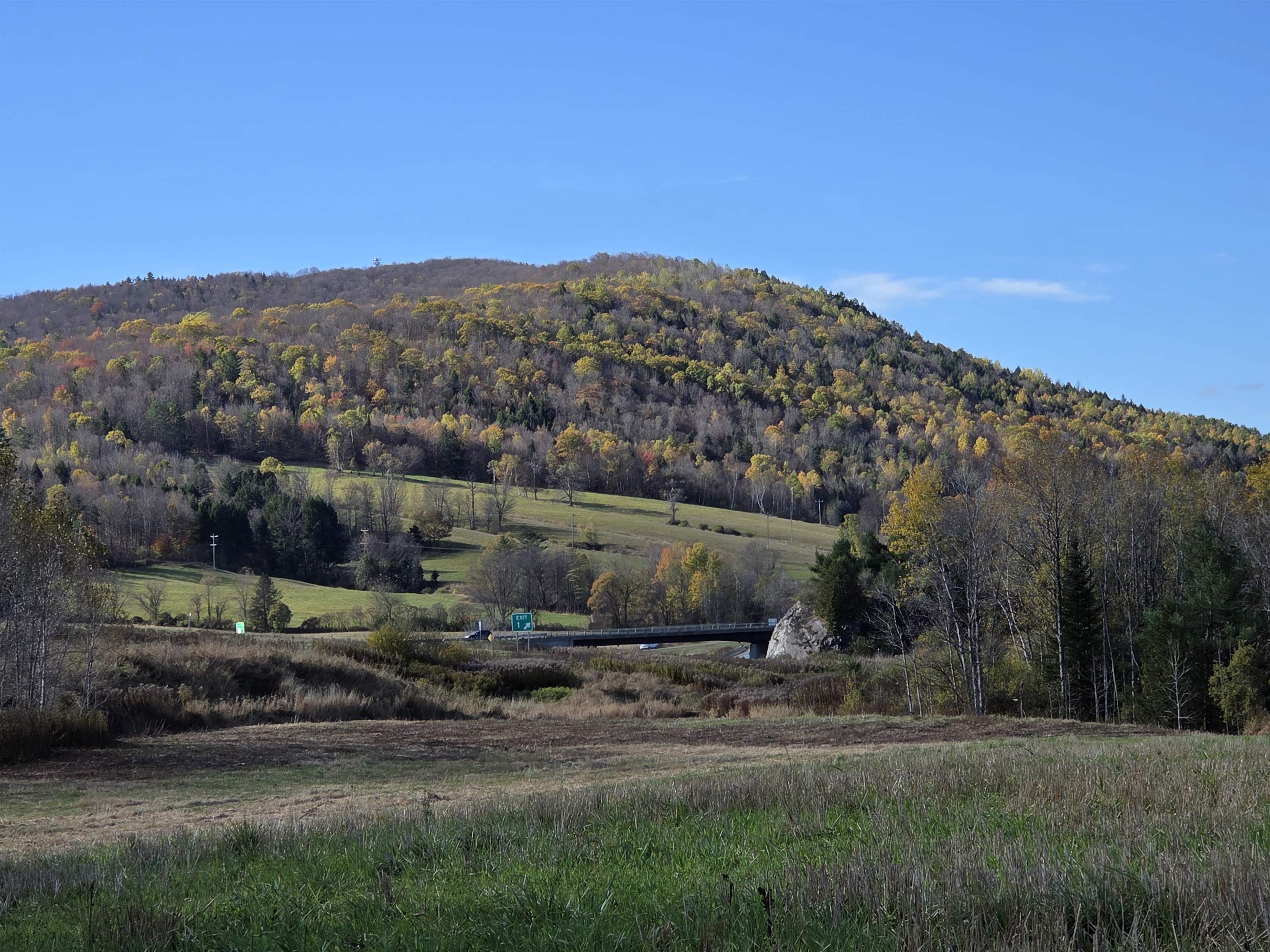 000 US Route 2 photo 25