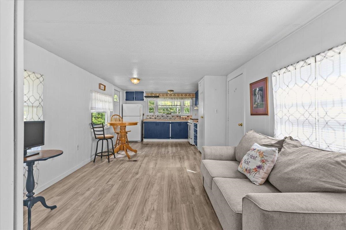 2083 West Hill Road photo 26