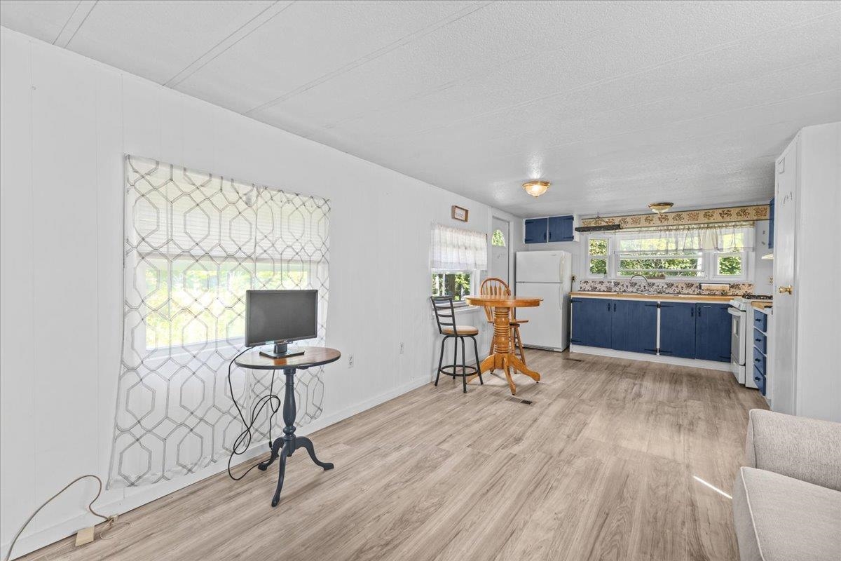 2083 West Hill Road photo 27