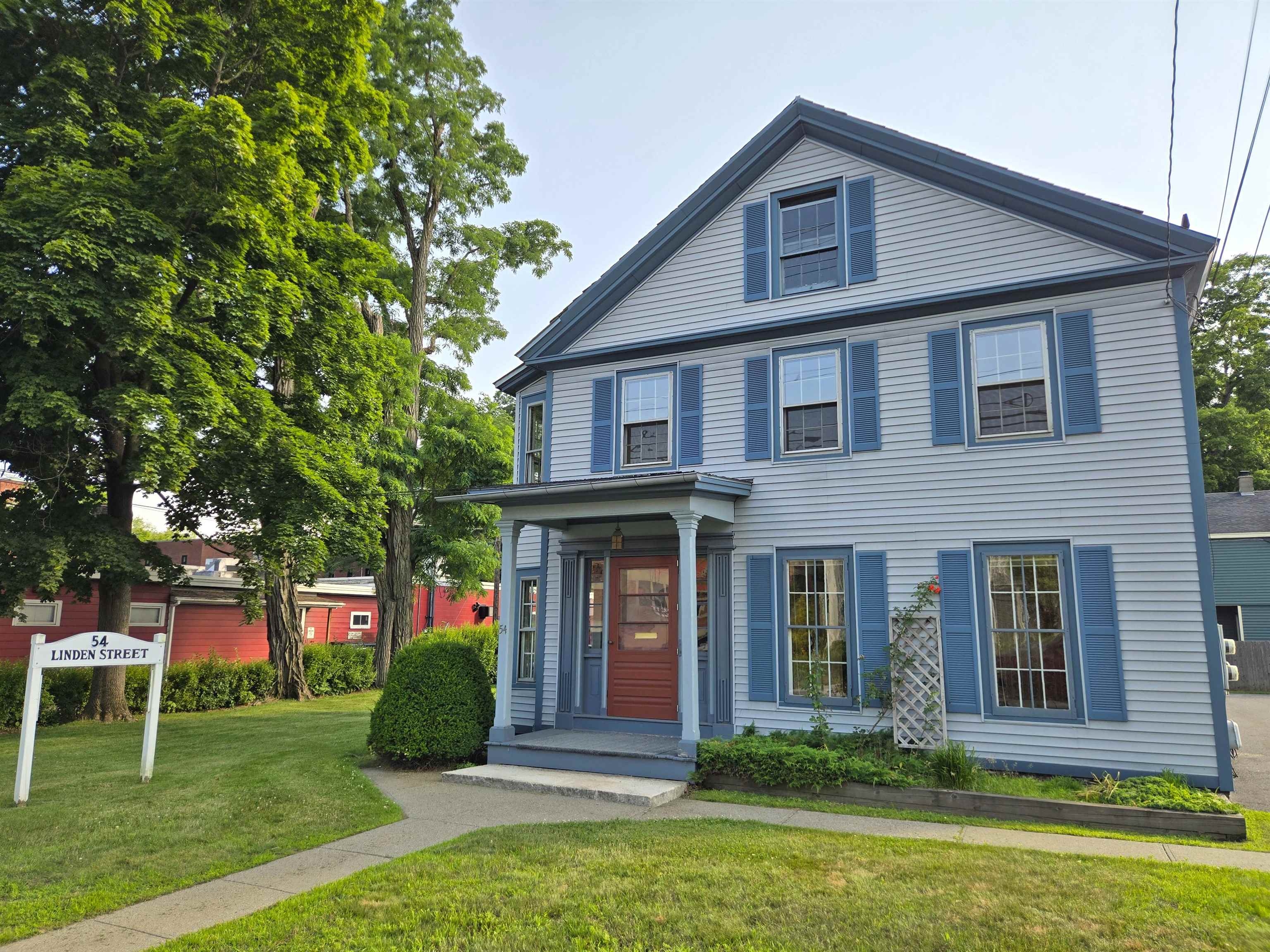54 Linden Street photo 3