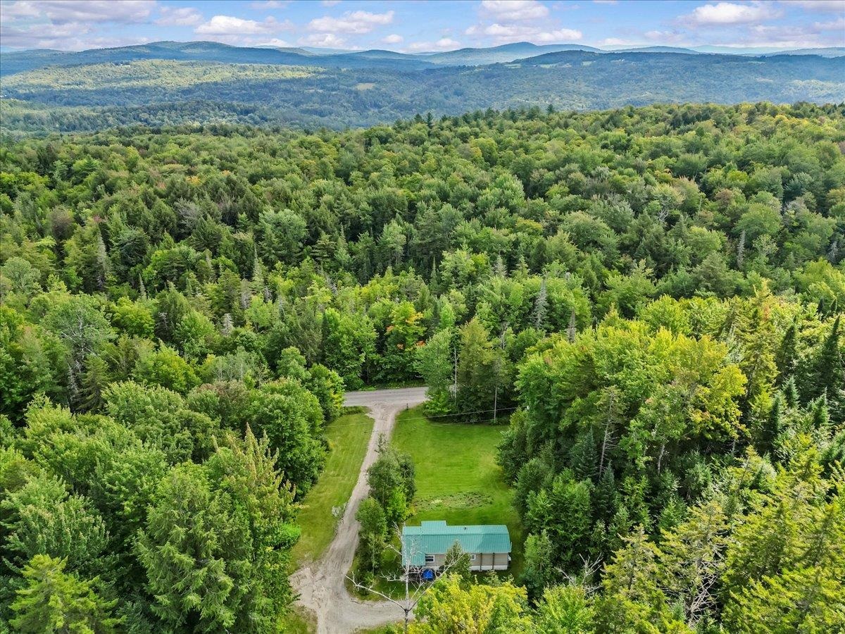 2083 West Hill Road photo 36