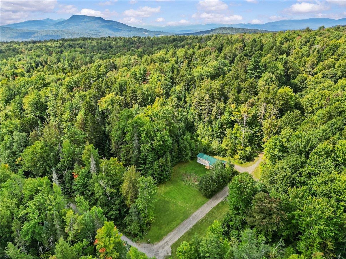 2083 West Hill Road photo 41