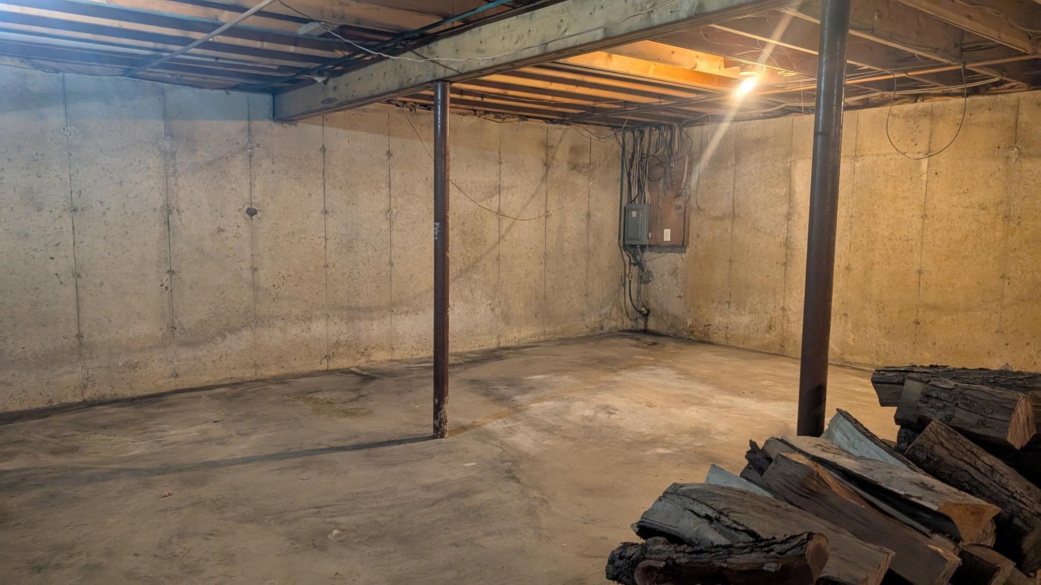 574 Hitzel Terrace photo 27