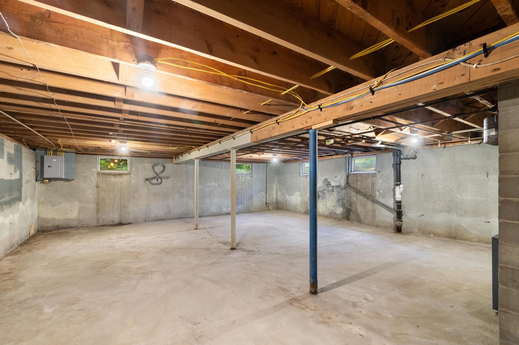 13 Driscoll Drive photo 29