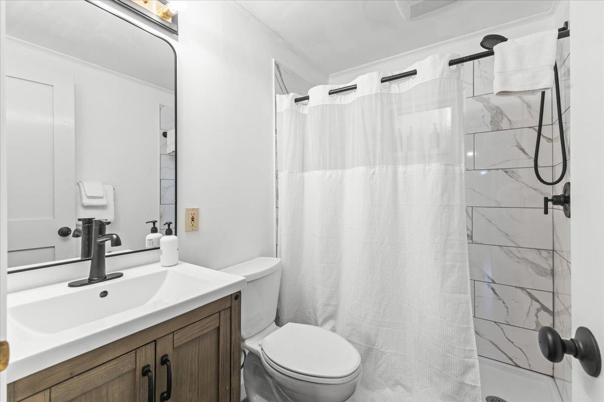 14 Strom Farm Lane photo 32