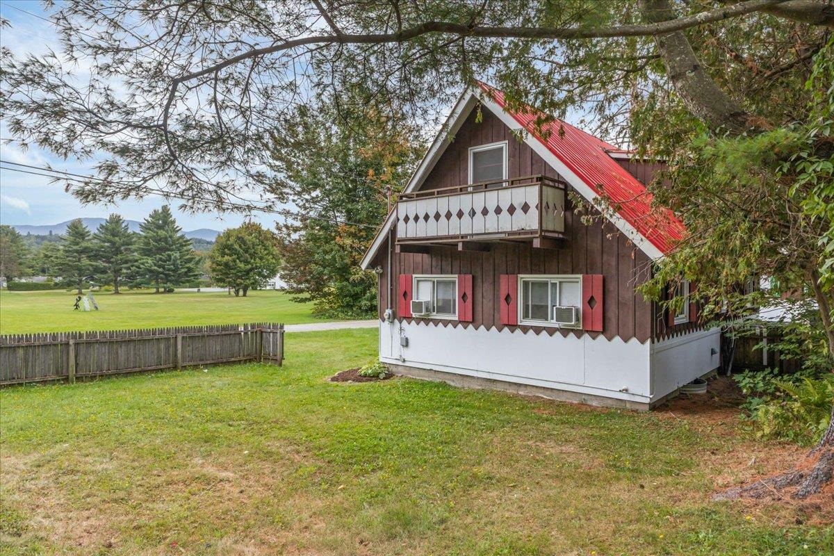 14 Strom Farm Lane photo 6