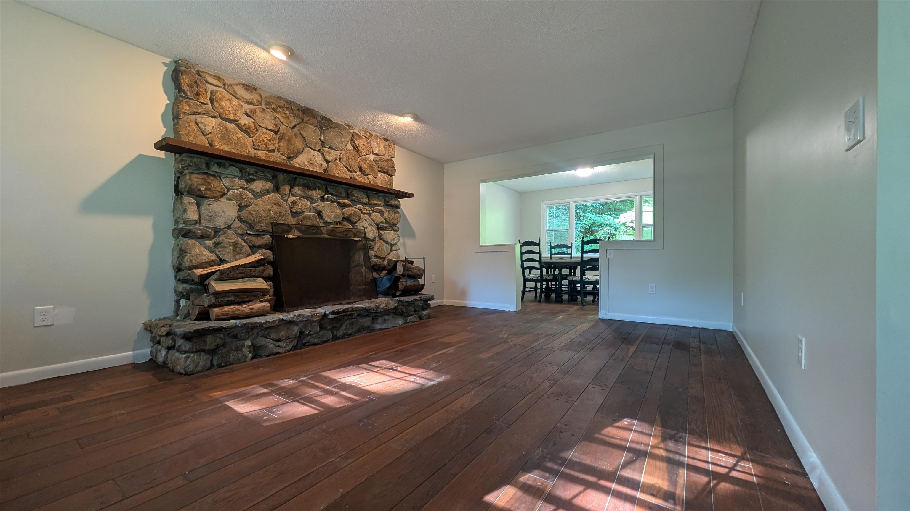574 Hitzel Terrace photo 8