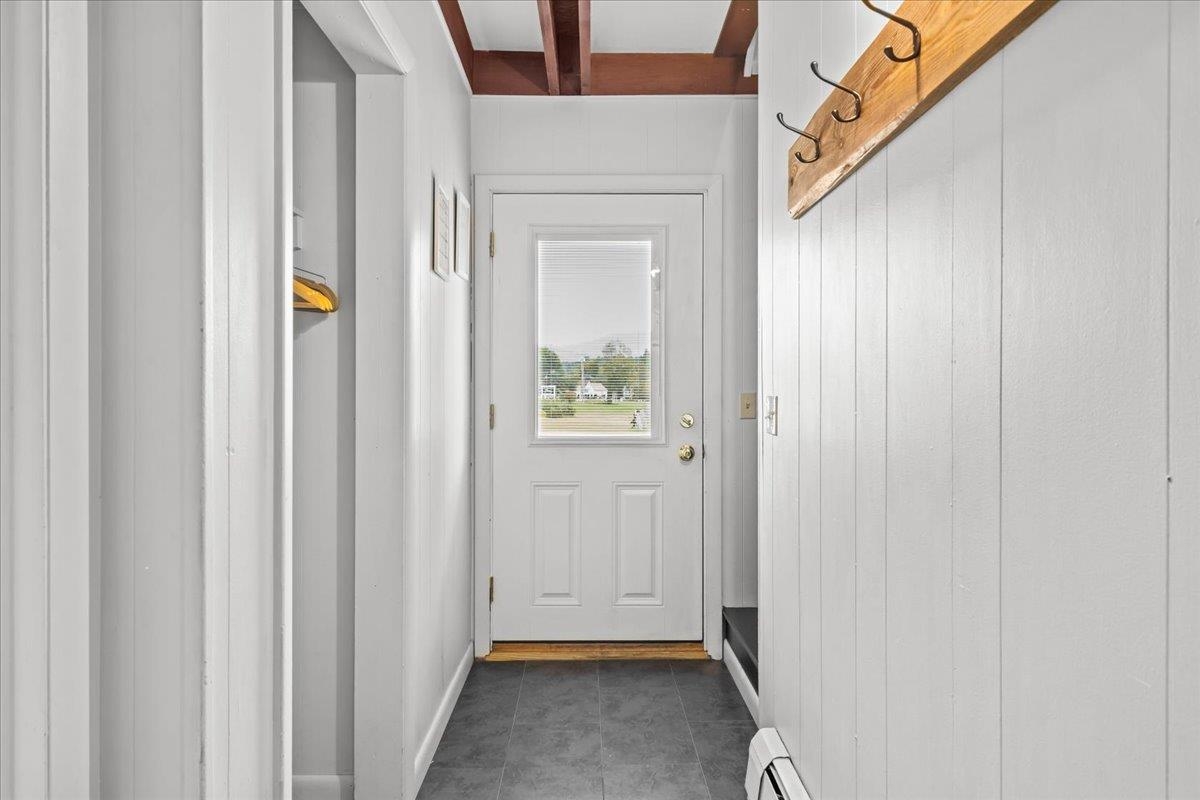 14 Strom Farm Lane photo 9