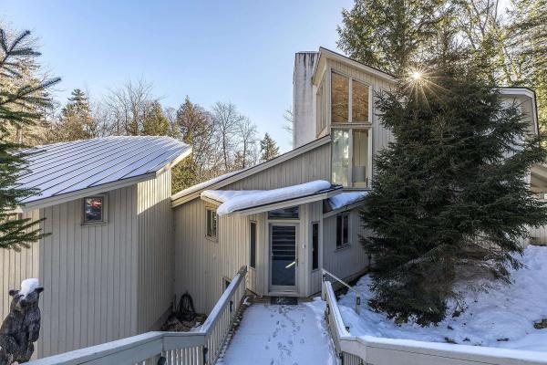 389 Howard Hill Road