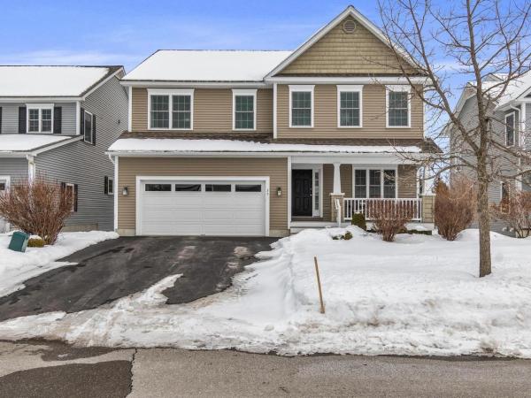 35 Sommerfield Avenue