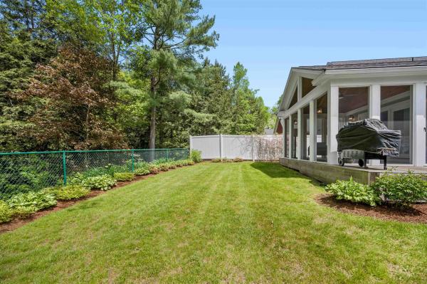 Single Family in Stowe VT