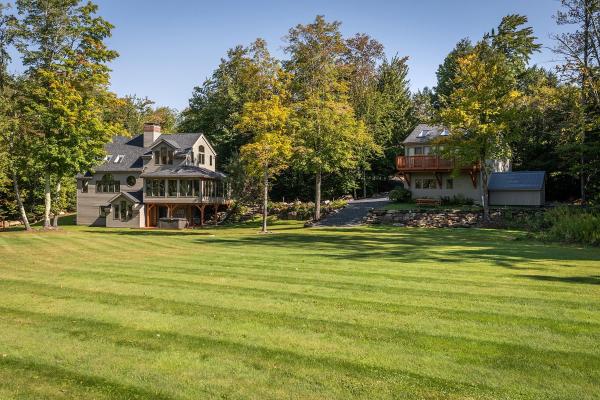 426 Roaring Brook Road