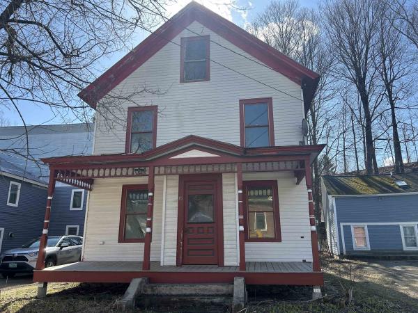 89 Railroad Street