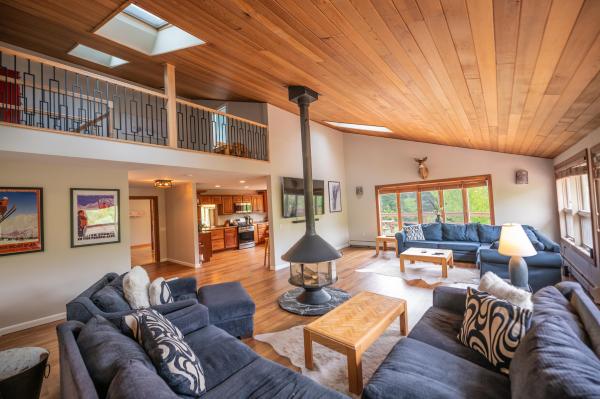 55 Joans Ridge Road