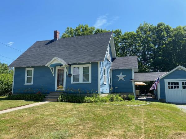 34 Dewey Street