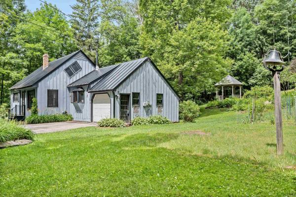 81 American Chestnut Way