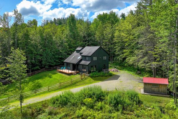 19 Bear Ridge Road