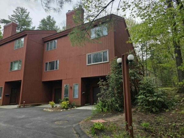 9 Evergreen Lane