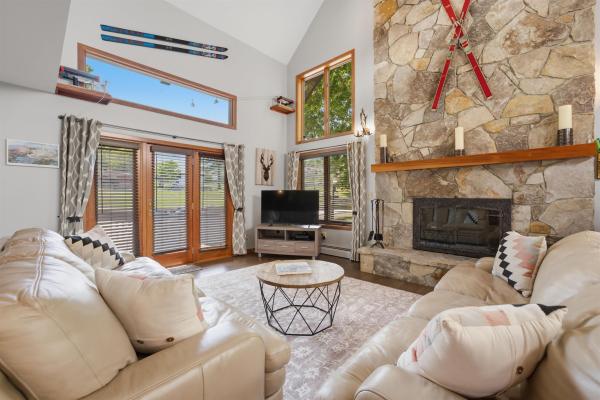 16 Middle Ridge Road