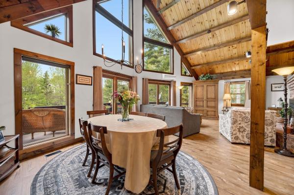 Single Family in Elmore VT