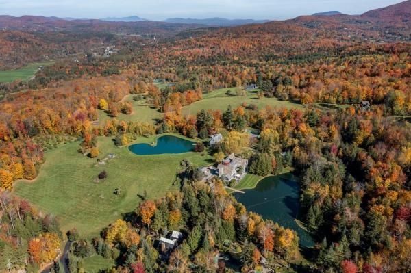 Single Family in Stowe VT