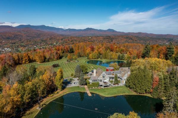 Single Family in Stowe VT