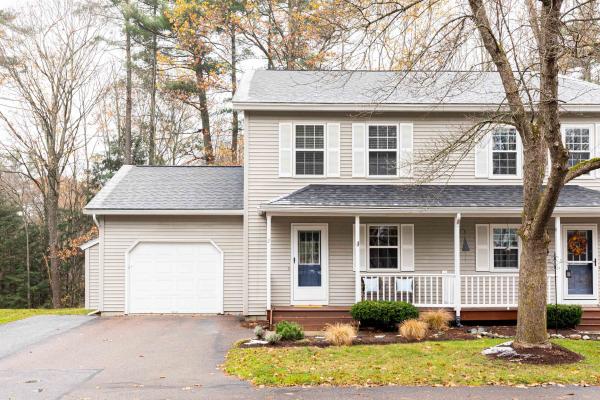 7 Pointe Drive