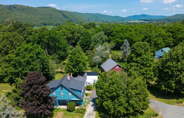 535 Oxbow Road