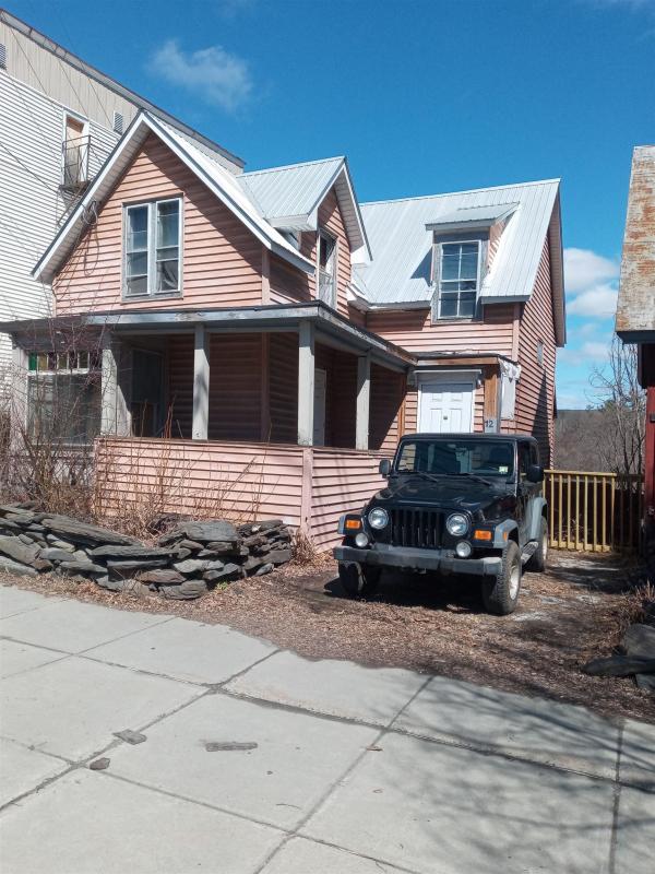 12 Pleasant Street