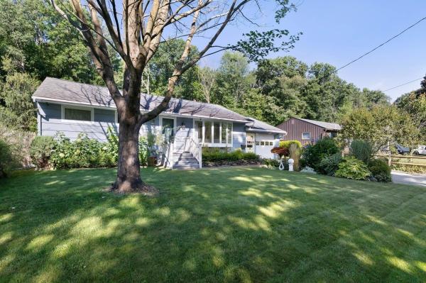 25 Mills Avenue