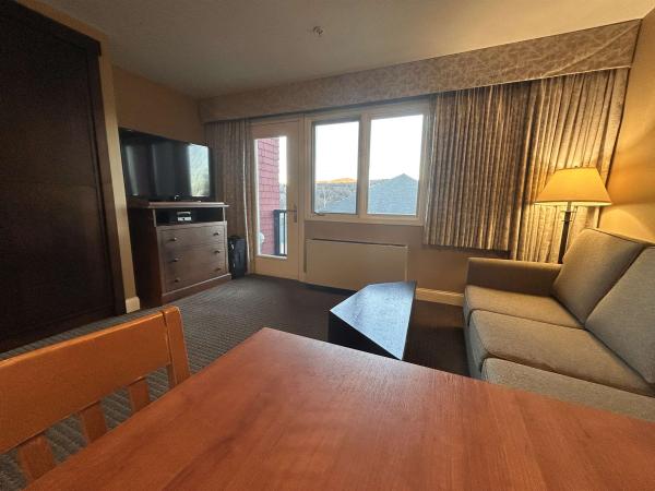 218 Qtr.2   89 Grand Summit Way