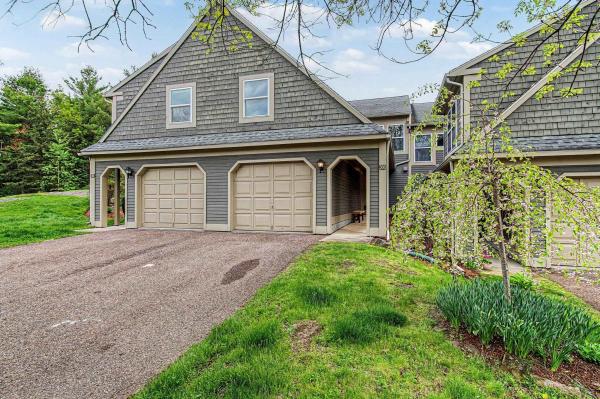 306 Redrock Drive