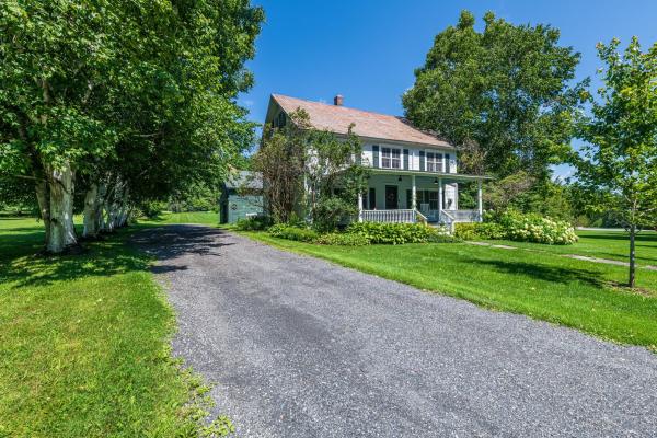 2529 Main Street