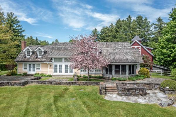 Single Family in Stowe VT