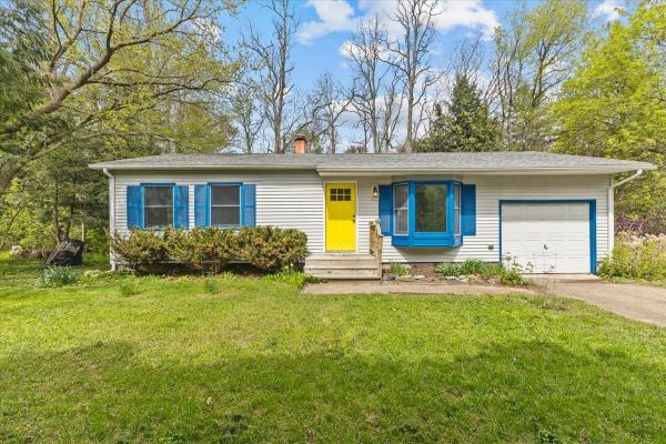 925 Bay Road