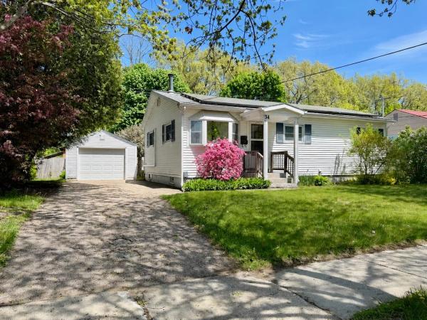 34 Curtis Avenue